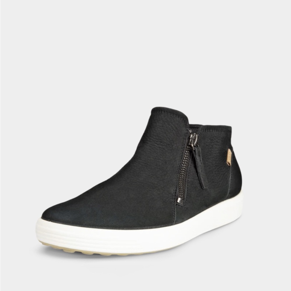 Ecco Nubuck Booties